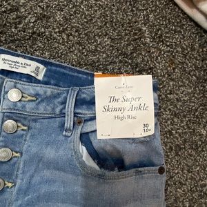 Abercrombie & Fitch Curve Love jeans